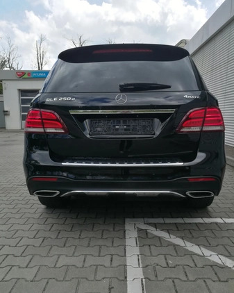 Mercedes-Benz GLE cena 164900 przebieg: 65900, rok produkcji 2017 z Biała małe 277